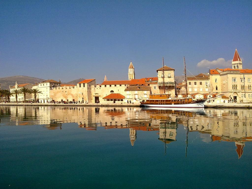 Apartments Babic Trogir Exterior photo